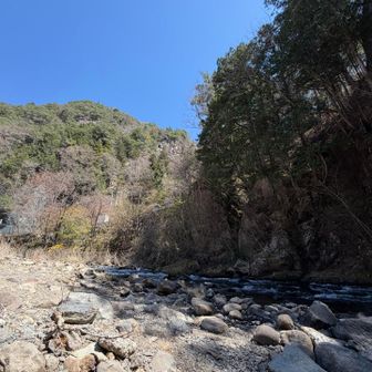 ロープウェイ駅周辺は観光地です