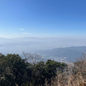 脊振方面も霞んでます😭