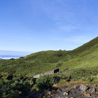 兎岳避難小屋