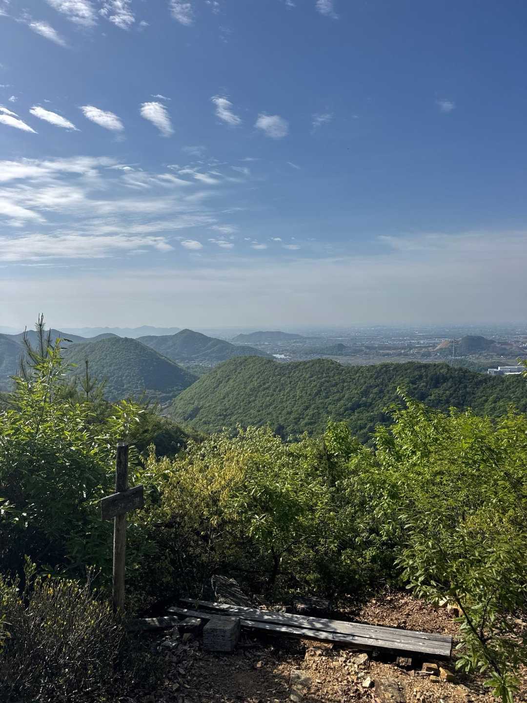 見晴台登山口-向山-須衛山-岩坂山-岩坂峠-金山 周回コースの写真