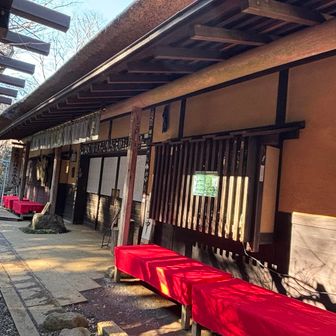 甘酒茶屋到着
営業中となっていましたが、戸が閉まってると営業してないみたい