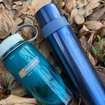 熱いお茶を持参したんだけど、思ったより暖かかったから、半分くらいはナルゲンボトルに移して冷ましながら飲んだ。

今季はちっとも寒くならなくて残念ですね。