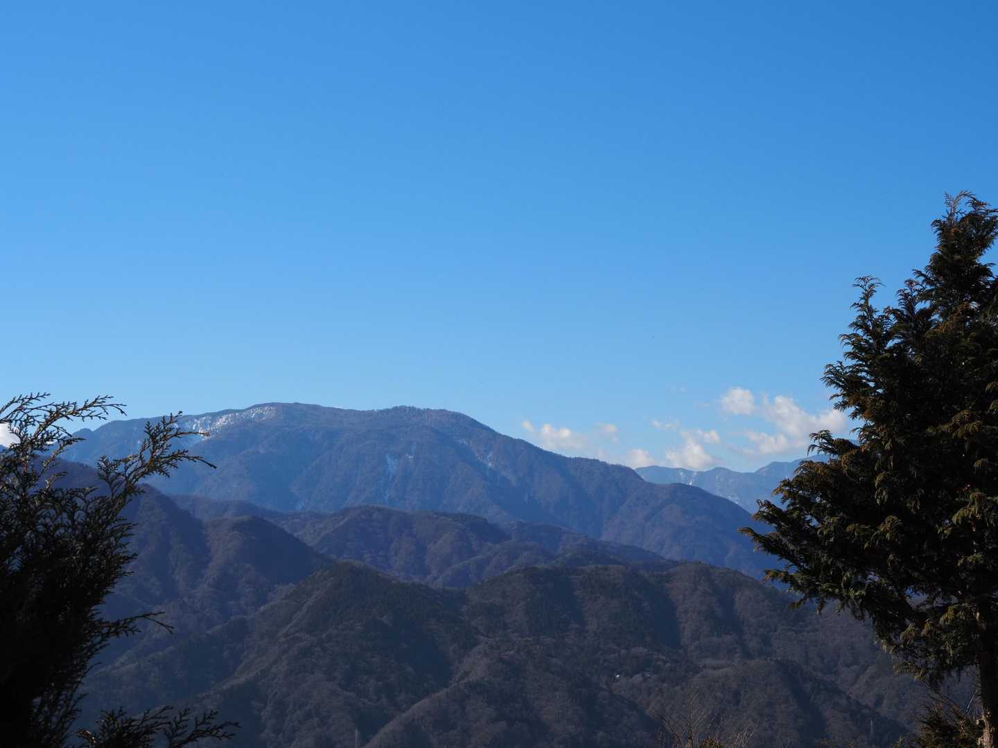 七面山、青笹山(早川町)、青薙山