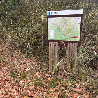 もう少しで山頂の案内