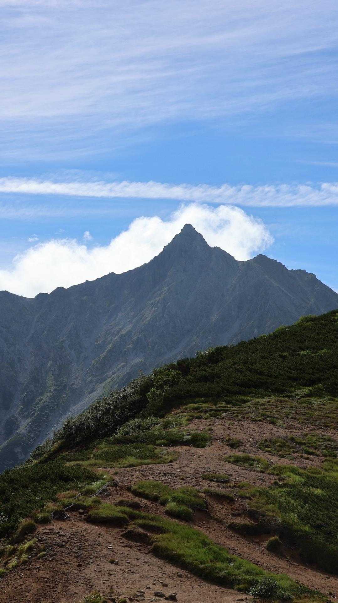 樅沢岳-硫黄乗越-左俣岳-千丈沢乗越 縦走コースの写真