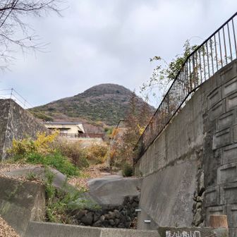 飯山町登山口からスタート。