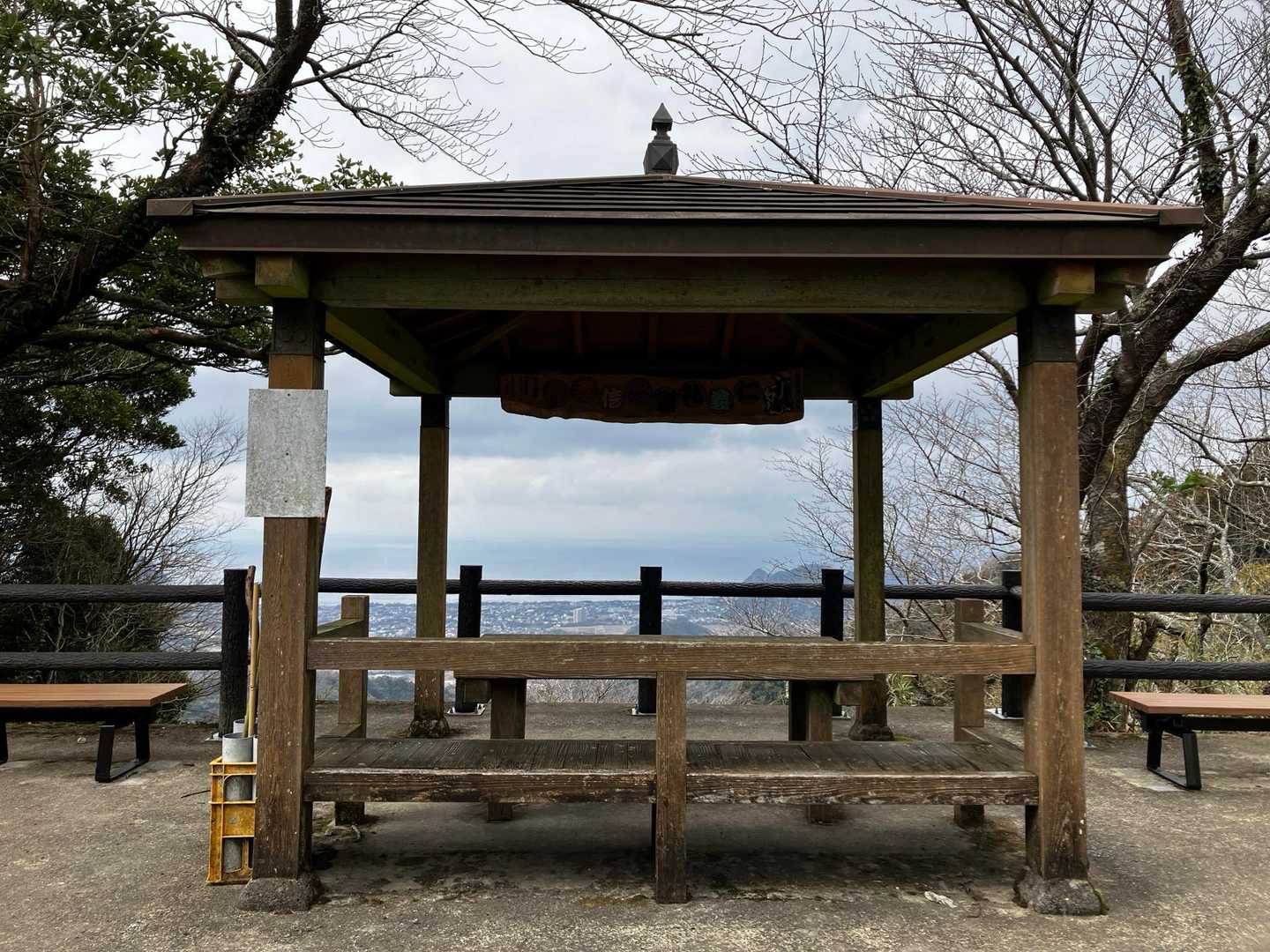 この先が登山道っぽくなります。