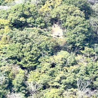 白岩展望地を眺める

