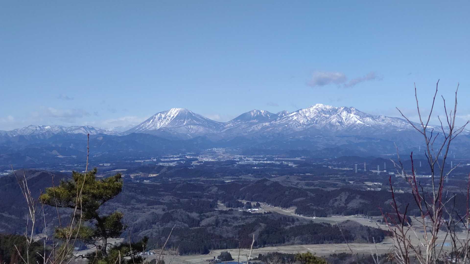 本山山頂より日光連山