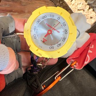 5℃
行動中は薄手のインサレーションで快適