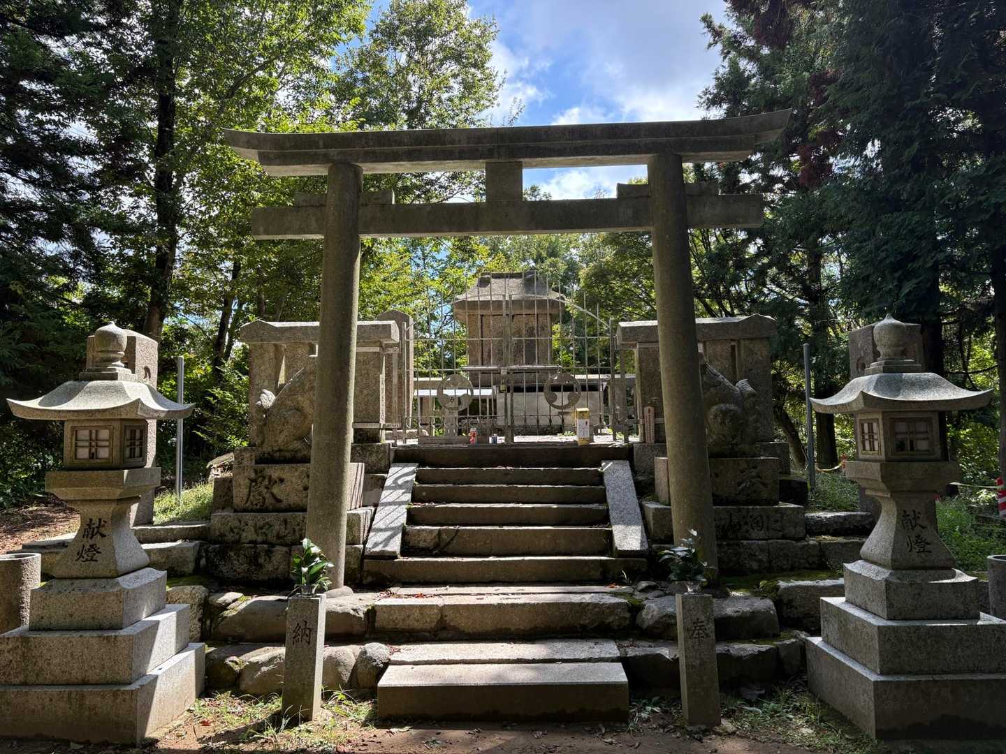 石の宝殿がある高龗神社到着🙌