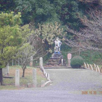 奥に桃太郎がいる。またの名を大吉備津彦