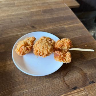 この唐揚げ串、絶品なので是非お試しを！