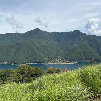 展望台より①
こちらは西湖。