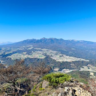 男山へは、初日、2日目ともに登った。なかなか山頂から離れられない。