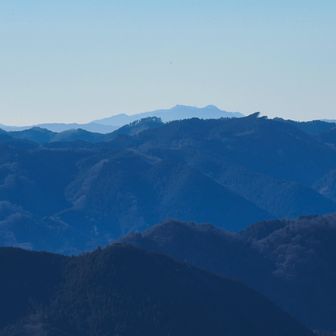 筑波山、加波山方面
右端は栃木隊が向かった雨巻山？