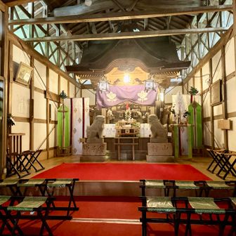 吉川八幡神社は二礼四拍手一礼ですよ～⛩️元々は小さい神社だったんでしょう⛩️