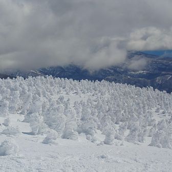 安達太良山も今日は見えませんでした