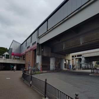 最後は雨に降られつつ、けっこうボロボロになって永山駅へ
小田急で帰ります〜