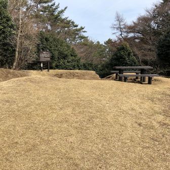 浅間山の山頂の様子。
ゴルフ場⛳️みたい。