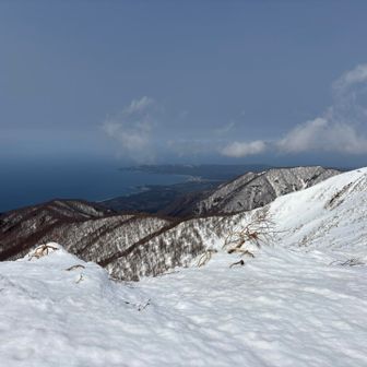 海みると…故郷思い出す……。