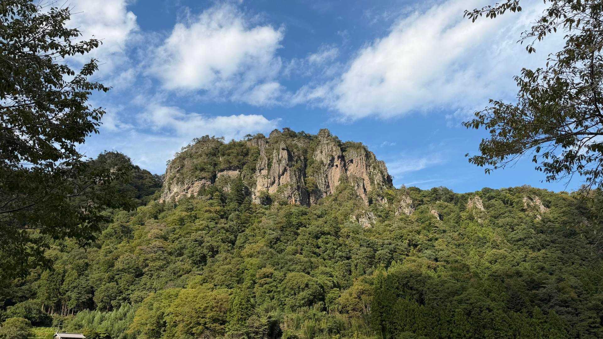 これぞ岩櫃山！