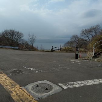 つつじ山駐車場🅿️道路閉鎖中なのでクルマ無し。