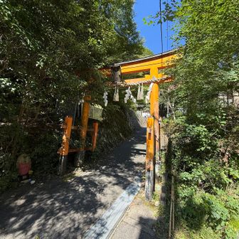 登山口鳥居