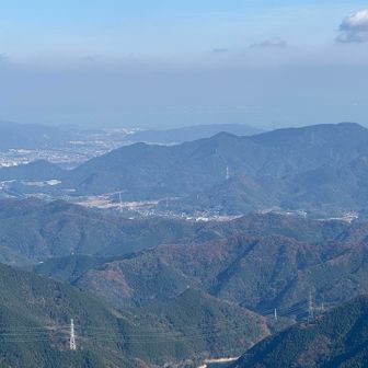 ああ塔ケ峯
登った尾根はあの辺かな