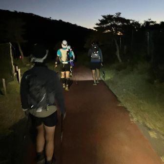 あと少しで山頂