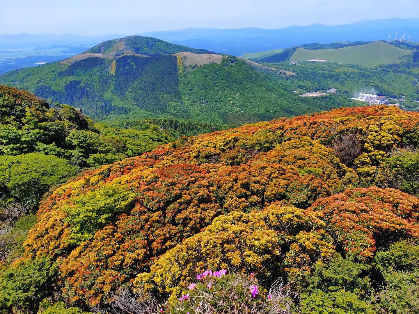 黒岩山から猟師岳を眺める✨