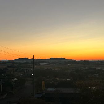 山はやめて温かいラーメンでも食べに行こうかと思いましたが、考えを改めてスタート