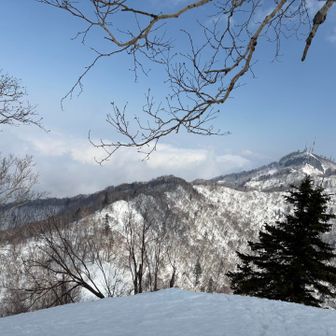 復路の星置山で📷
手稲山手前の西峰から、星置〜950峰までの稜線⛰️をずーーーっと歩いた😊
