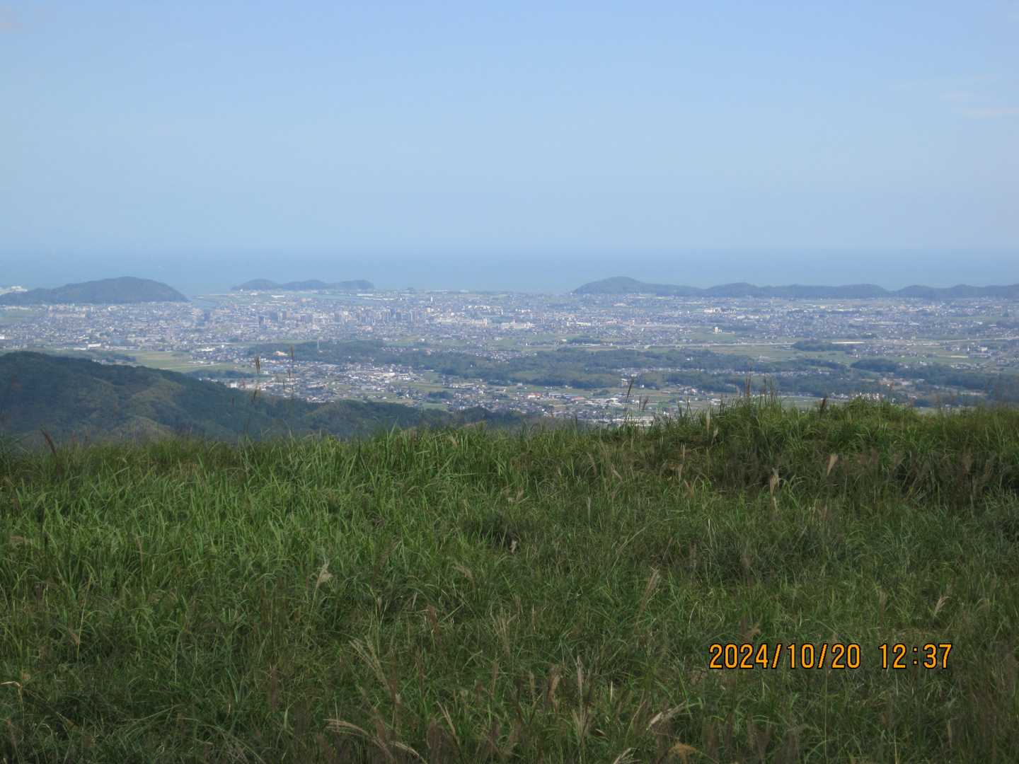 やはり、香春岳からより京築地方が近い。