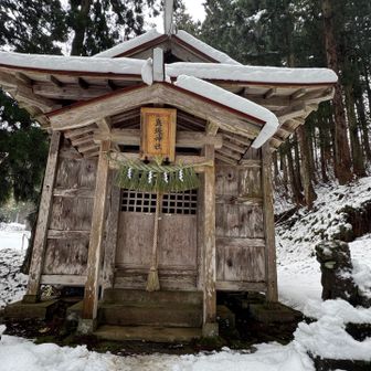 鳥坂神社⛩️に手を合わせて出発します