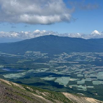 目の前は四阿山
近いなー