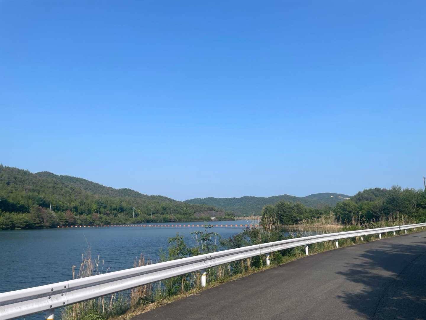 黒瀬ダム-向山登山口-向山-仏平山-仏平山南口 周回コースの写真