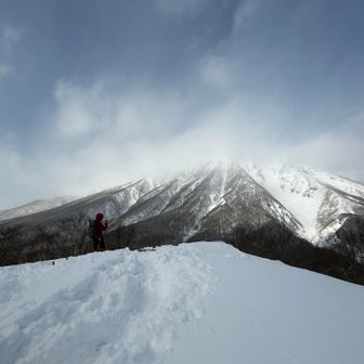 岩手山は頭隠し