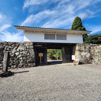 竹中氏陣屋跡　櫓門