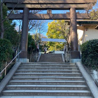 帰りも階段を最後まで降りる