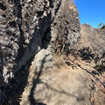 ジャンダルム入り口。ロープなくなった？