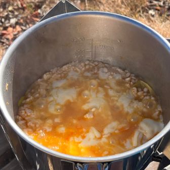 〆はご飯ととろけるチーズを入れてリゾット
これ❗️本当に美味しいの〜🤤