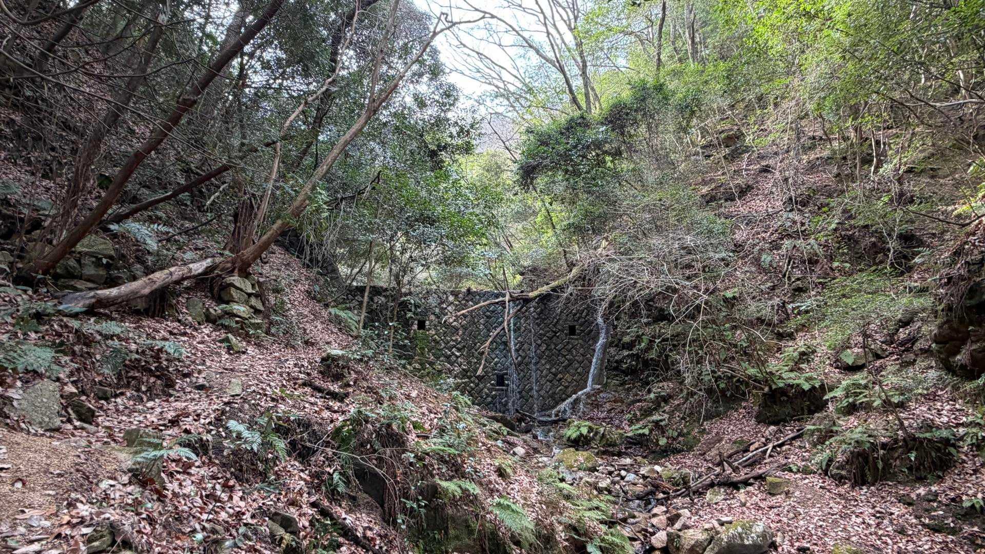 生瀬駅-大谷乗越-蓬莱峡山荘出入口-知るべ岩バス停 周回コースの写真