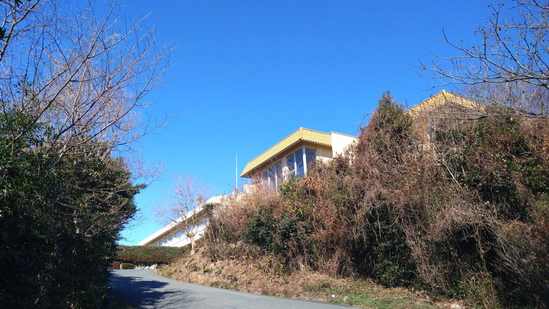 あいお壮賑わっていました
敷地内にバスが停まるので便利ですね
日帰り温泉行ってみたいです♨