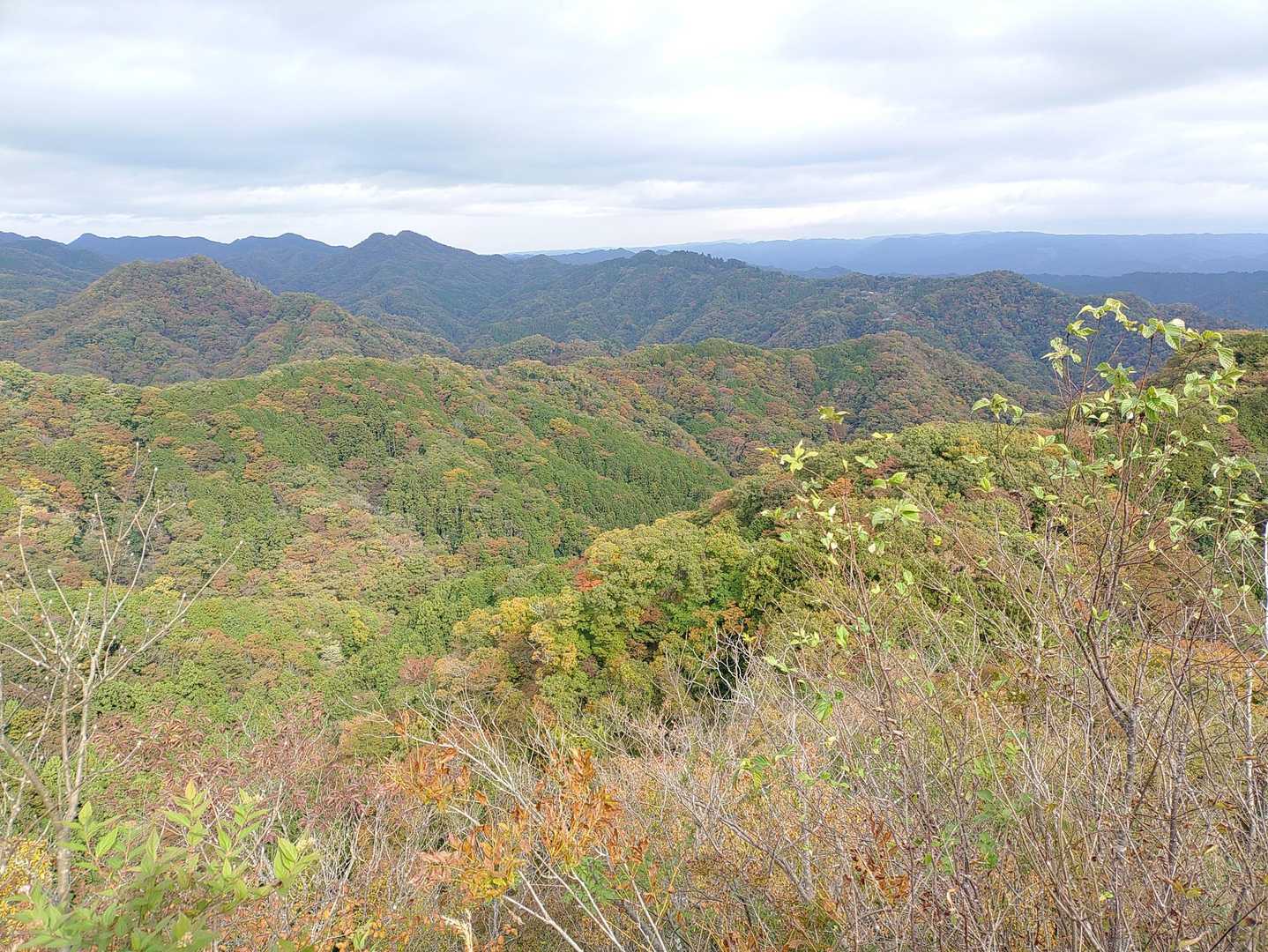 西金砂神社-西金砂山-地割-おかめ山西峰 往復コースの写真