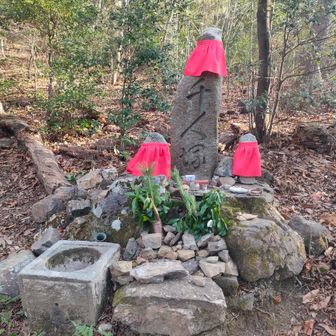 千人塚、室町時代の戦死者埋葬の地