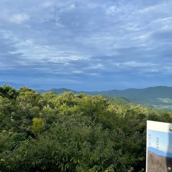 2回目登山の頂上展望台より
青葉山見えます。