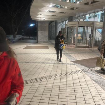 そしてヤンちゃんの出待ち🤭