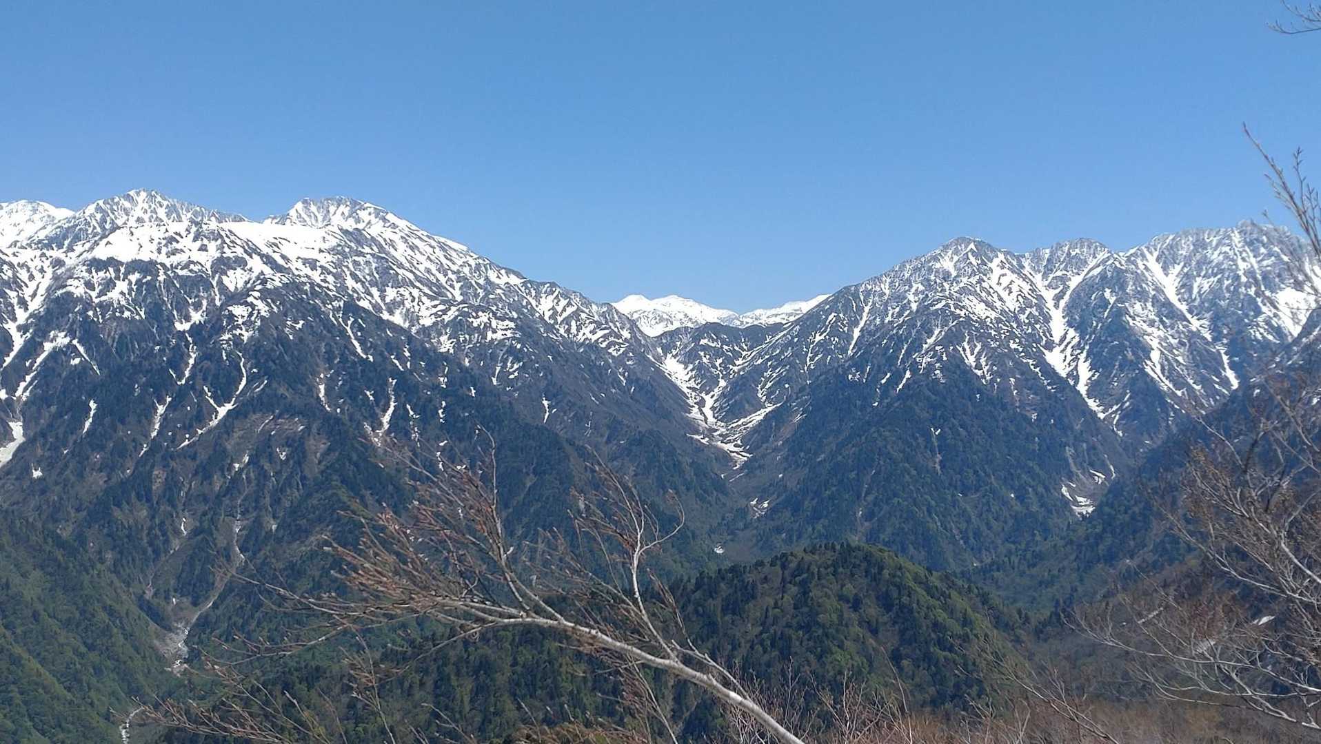 真ん中に白馬岳🏔️