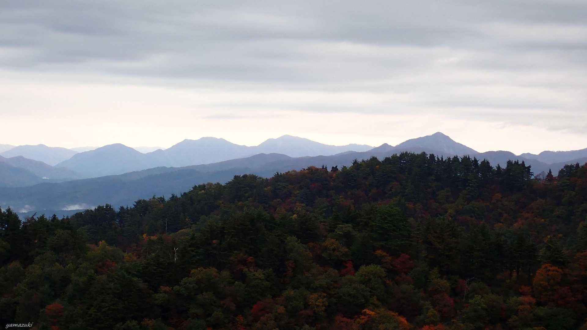 鷲ケ巣山（1093.3m）
光兎山（966.3m）